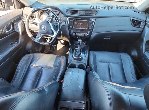 JN8AT2MT3JW462065 2018 NISSAN ROGUE Blue Widok deski rozdzielczej