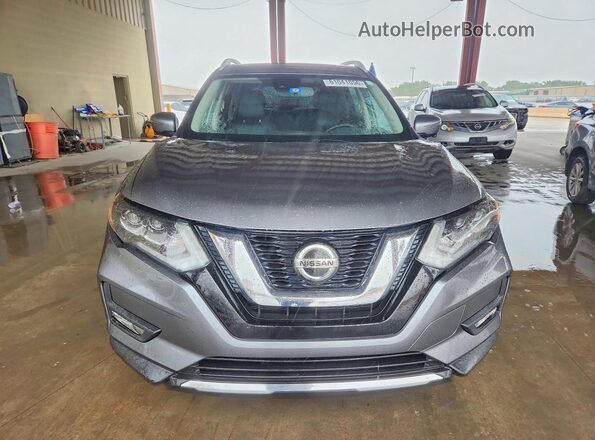 JN8AT2MT3JW470635 2018 NISSAN ROGUE Gray Вид спереду