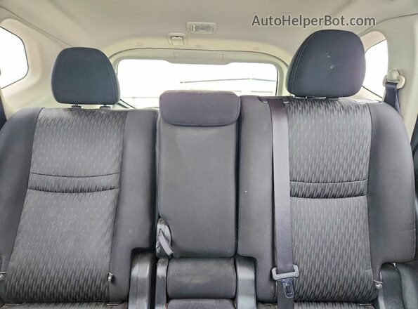 JN8AT2MT3LW001869 2020 NISSAN ROGUE Silver Rear seats view
