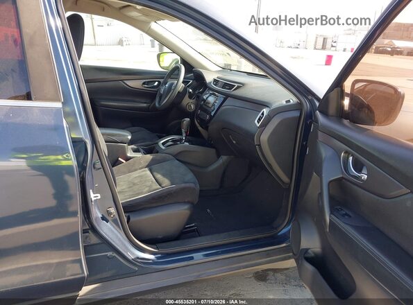 JN8AT2MT4GW002115 2016 NISSAN ROGUE Blue Вид салону спереду