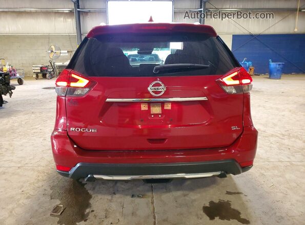 JN8AT2MT4HW384289 2017 NISSAN ROGUE Red Rear view