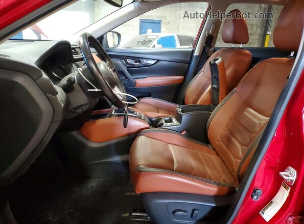 JN8AT2MT4HW384289 2017 NISSAN ROGUE Red Front interior view