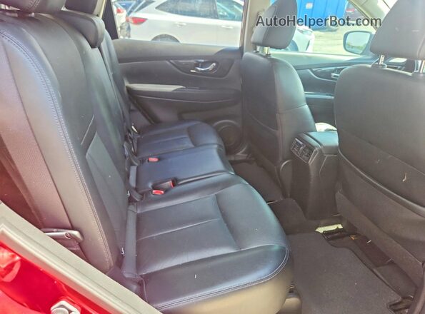 JN8AT2MT4HW393347 2017 NISSAN ROGUE Red Vista interior trasera