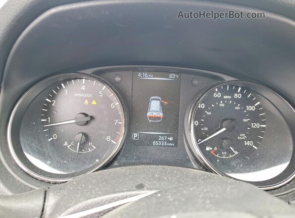 JN8AT2MT4HW407814 2017 NISSAN ROGUE Red Սարքավորումների վահանակի տեսք