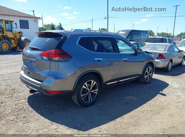 JN8AT2MT4JW464715 2018 NISSAN ROGUE Gray Tył prawy