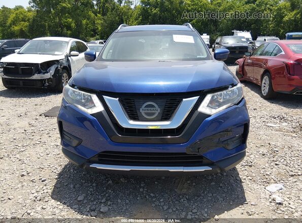 JN8AT2MT5HW152171 2017 NISSAN ROGUE Blue Widok z przodu