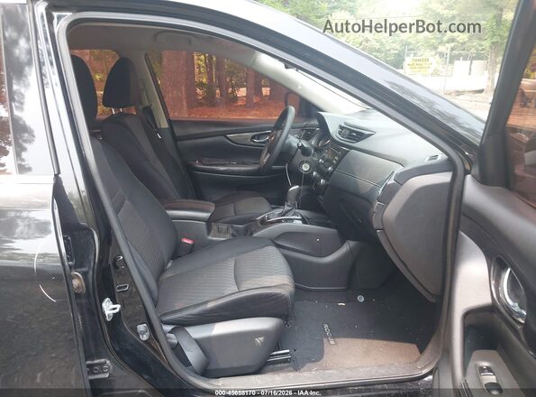 JN8AT2MT5HW386696 2017 NISSAN ROGUE Black Widok wnętrza z przodu