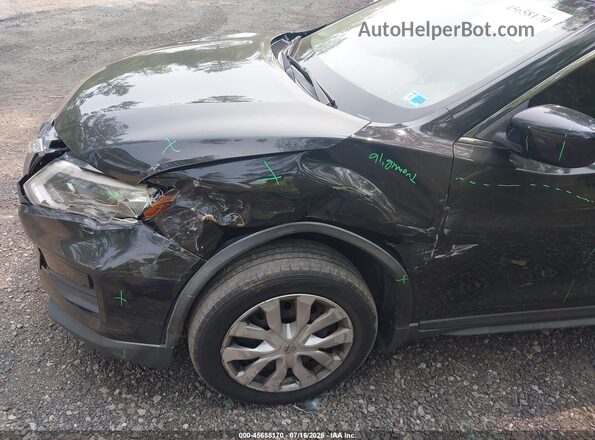JN8AT2MT5HW386696 2017 NISSAN ROGUE Black Widok z przodu