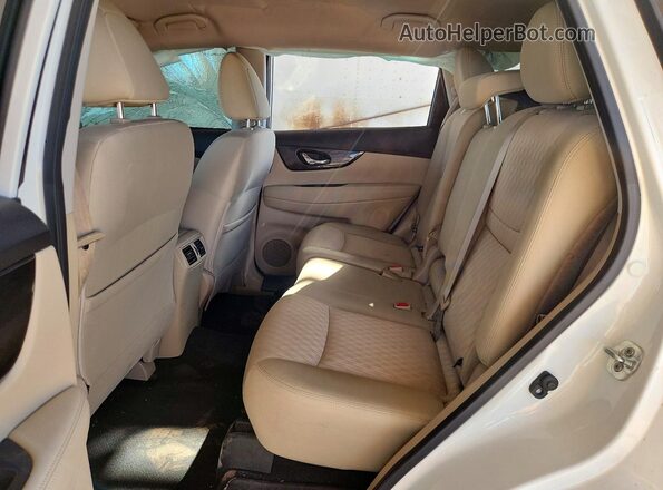 JN8AT2MT5KW268557 2019 NISSAN ROGUE White Вид задньої частини салону