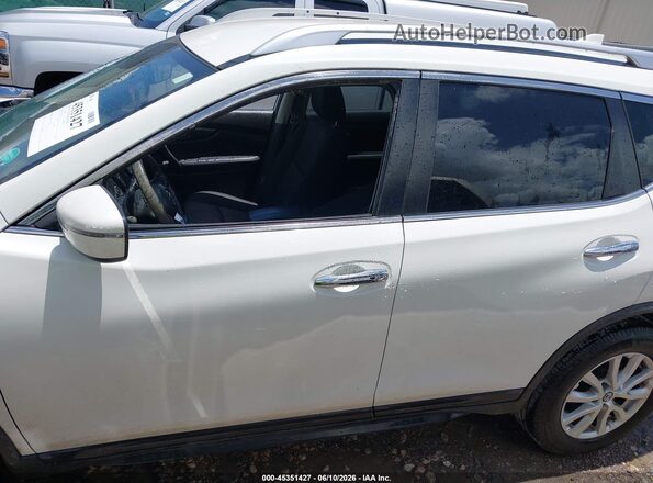 JN8AT2MT5LW015417 2020 NISSAN ROGUE White Widok wnętrza 360 stopni