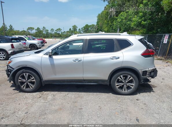 JN8AT2MT6KW259141 2019 NISSAN ROGUE Silver 