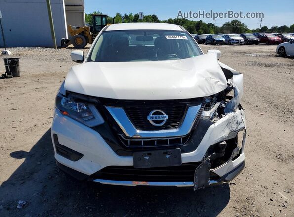 JN8AT2MT7HW132620 2017 NISSAN ROGUE Белый Вид спереди