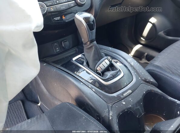 JN8AT2MT7HW390829 2017 NISSAN ROGUE Серый Вид панели приборов