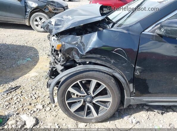 JN8AT2MT7JW468306 2018 NISSAN ROGUE Черный Вид спереди