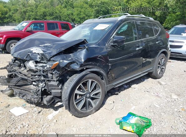 JN8AT2MT7JW468306 2018 NISSAN ROGUE Черный Передняя левая четверть