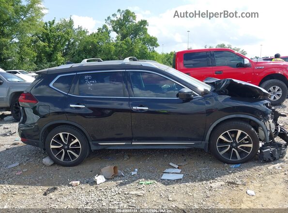 JN8AT2MT7JW468306 2018 NISSAN ROGUE Черный Вид задней части салона