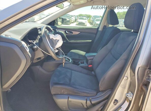 JN8AT2MT8GW006393 2016 NISSAN ROGUE Gray Front interior view