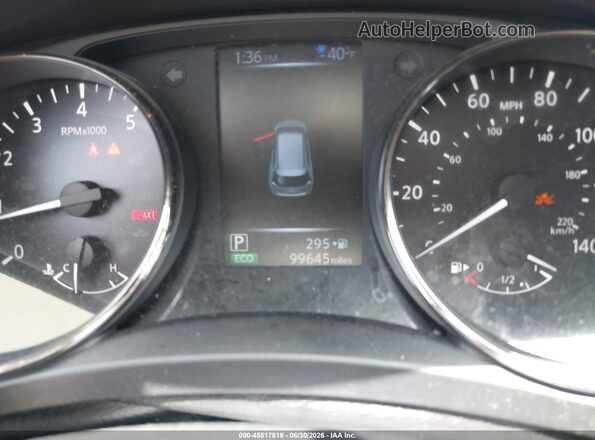 JN8AT2MT8HW402826 2017 NISSAN ROGUE Red უკანა სავარძლების ხედი