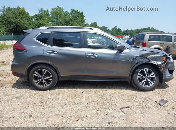 JN8AT2MT8KW253566 2019 NISSAN ROGUE Gray Rear interior view