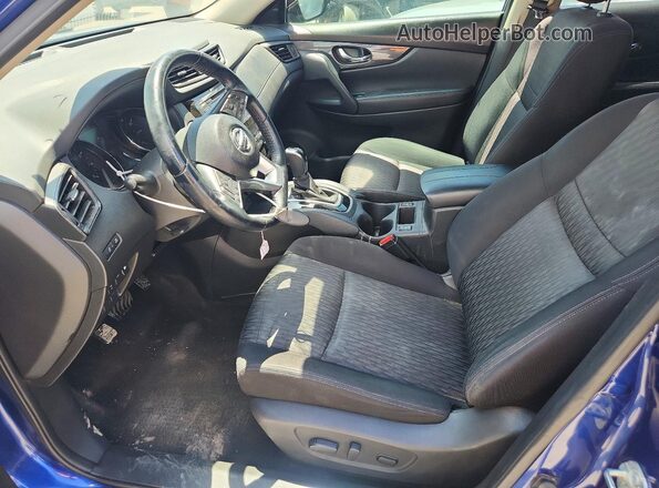 JN8AT2MT8LW014746 2020 NISSAN ROGUE Синий Вид салона спереди