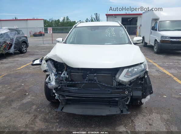 JN8AT2MT9LW017736 2020 NISSAN ROGUE White Widok z przodu
