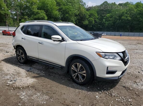 JN8AT2MTXHW143207 2017 NISSAN ROGUE White Przód prawy