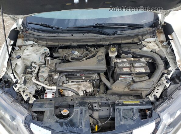 JN8AT2MTXHW143207 2017 NISSAN ROGUE White Widok komory silnika
