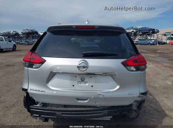 JN8AT2MTXHW145605 2017 NISSAN ROGUE Silver 