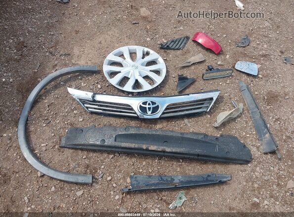 JN8AT2MTXHW387021 2017 NISSAN ROGUE Красный Вид щитка приборов