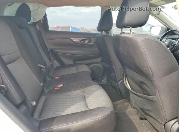 JN8AT2MTXLW010374 2020 NISSAN ROGUE Белый Вид задней части салона