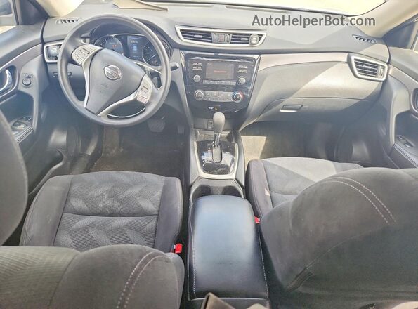 JN8AT2MV0GW142275 2016 NISSAN ROGUE Серебряный Вид панели приборов