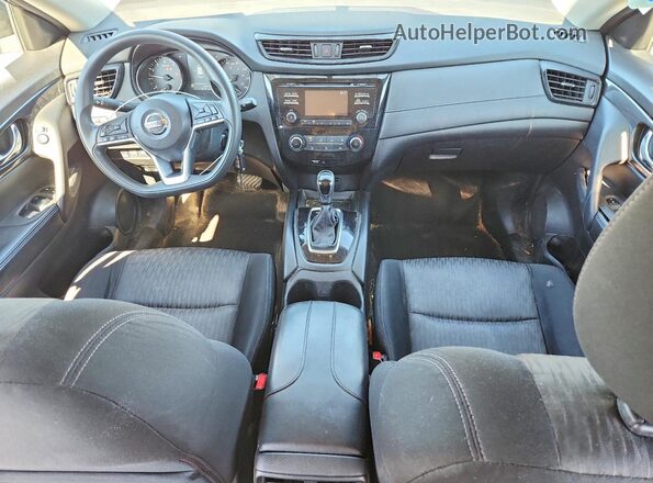 JN8AT2MV0HW007668 2017 NISSAN ROGUE Blue წინა პანელის ხედი
