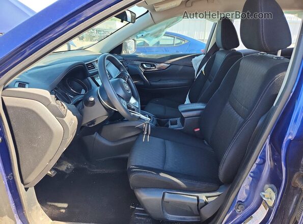 JN8AT2MV0HW007668 2017 NISSAN ROGUE Blue წინა სალონის ხედი