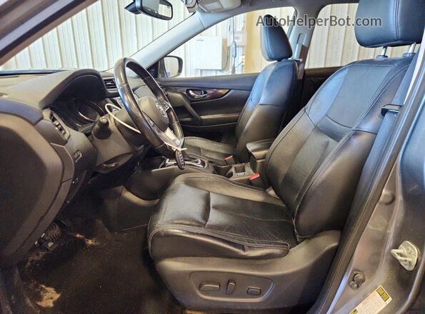 JN8AT2MV0HW015964 2017 NISSAN ROGUE Gray Вид салону спереду