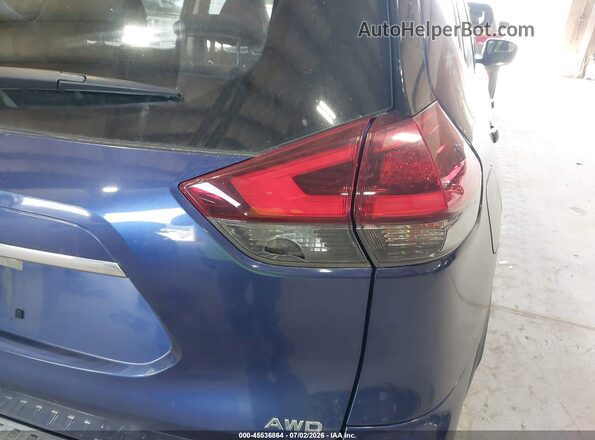 JN8AT2MV0JW329247 2018 NISSAN ROGUE Blue 