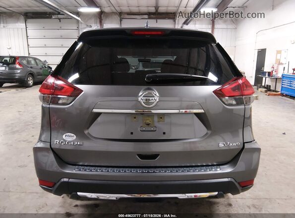 JN8AT2MV0JW348140 2018 NISSAN ROGUE Серый 