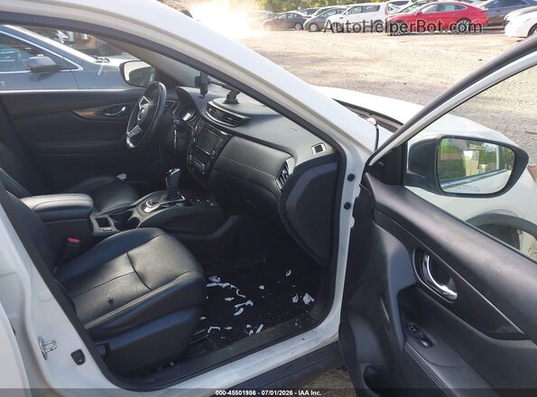 JN8AT2MV0JW349031 2018 NISSAN ROGUE White Vista interior delantera