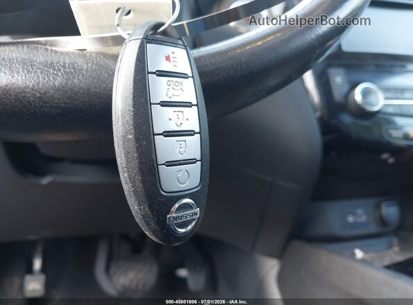 JN8AT2MV0JW349031 2018 NISSAN ROGUE White Vista del salpicadero