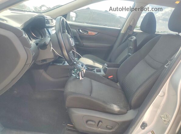 JN8AT2MV0KW385156 2019 NISSAN ROGUE Silver Widok wnętrza z przodu