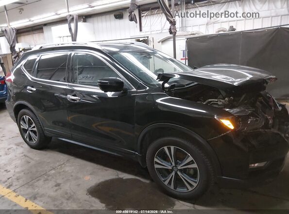 JN8AT2MV0LW120366 2020 NISSAN ROGUE Black Вид задньої частини салону