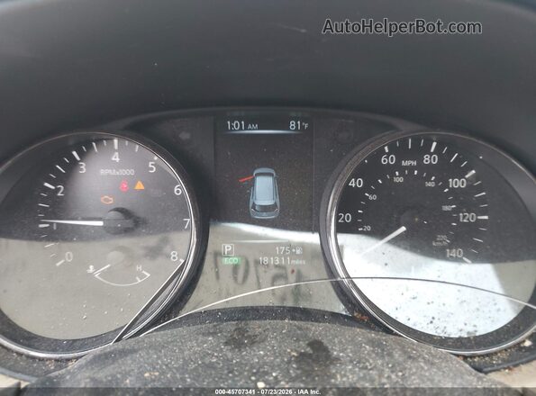 JN8AT2MV1HW004178 2017 NISSAN ROGUE Black Հետևի նստատեղերի տեսք