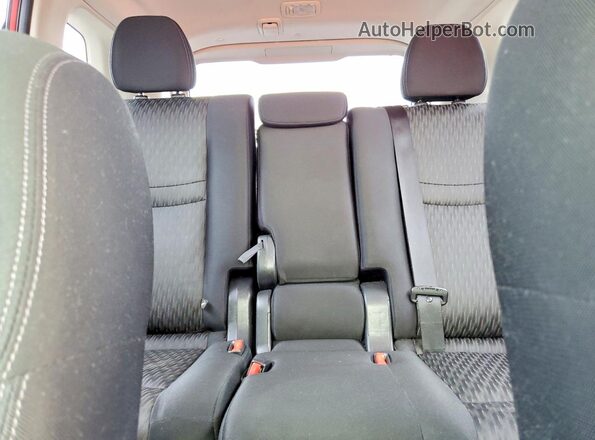 JN8AT2MV1HW261485 2017 NISSAN ROGUE Red Vista de los asientos traseros