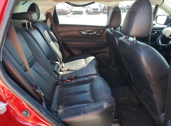 JN8AT2MV1HW261566 2017 NISSAN ROGUE Red Vista de los asientos traseros