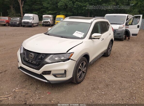 JN8AT2MV1JW307371 2018 NISSAN ROGUE White Przód lewy