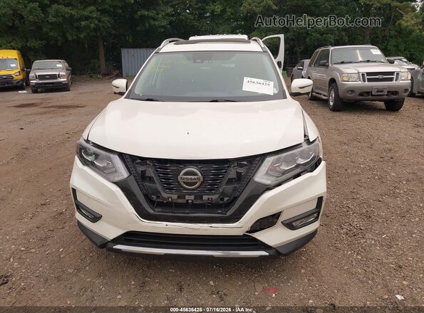 JN8AT2MV1JW307371 2018 NISSAN ROGUE White Widok zestawu wskaźników