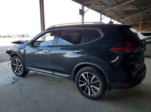 JN8AT2MV1JW326938 2018 NISSAN ROGUE Черный Задняя левая четверть