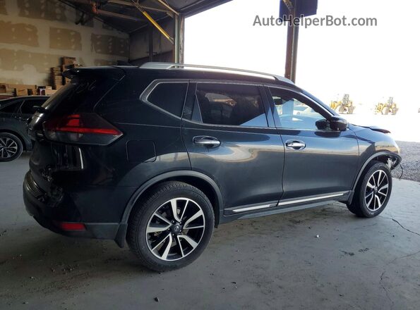 JN8AT2MV1JW326938 2018 NISSAN ROGUE Черный Задняя правая четверть