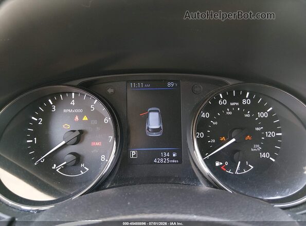 JN8AT2MV1KW396781 2019 NISSAN ROGUE White Вид задніх сидінь