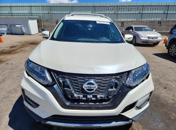 JN8AT2MV2HW014167 2017 NISSAN ROGUE White Вид спереду