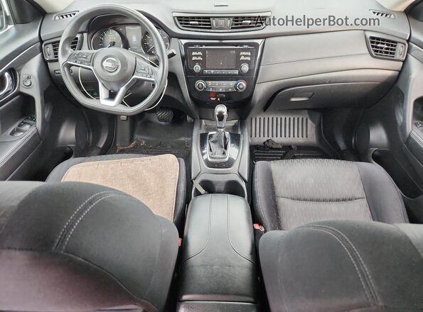 JN8AT2MV2HW023760 2017 NISSAN ROGUE White წინა პანელის ხედი
